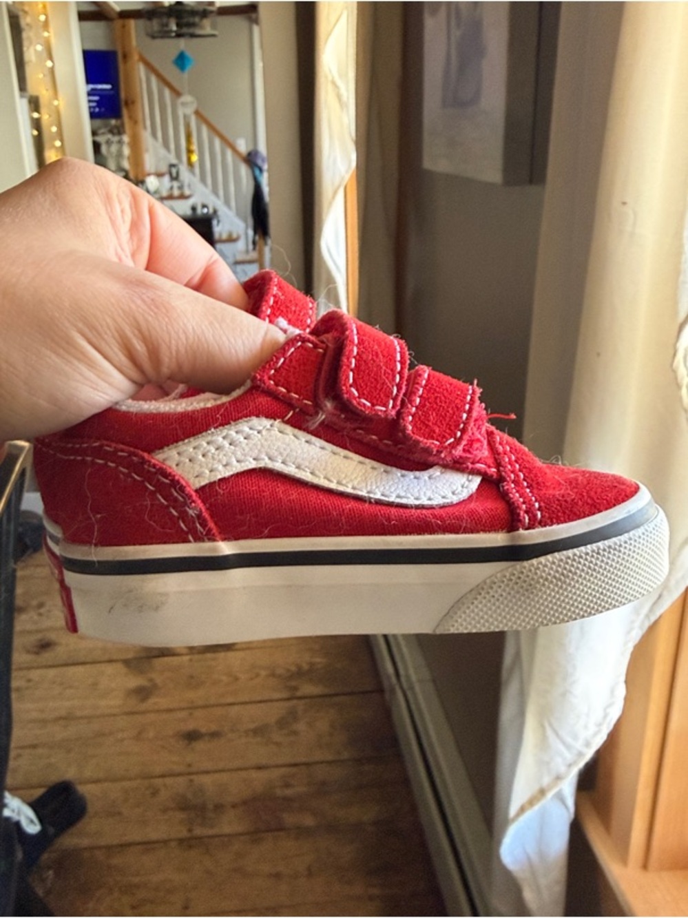 Vans Kids 4c Red and White Velcro Old Skool Sneaker